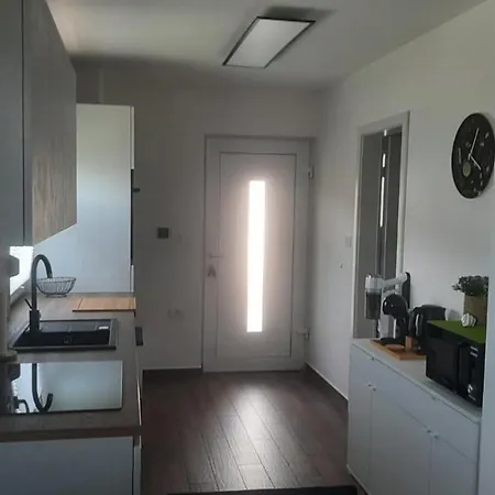 Apartman Apartma Lima *