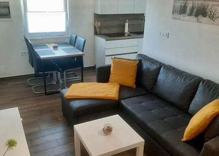 Apartma Lima *